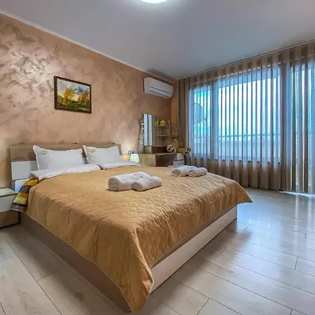 Apartment Tiana Lux *