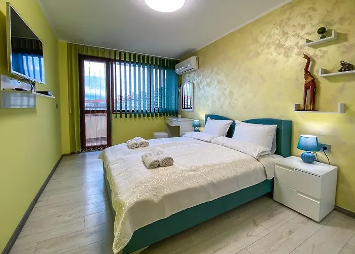 Tiana Lux Apartment *